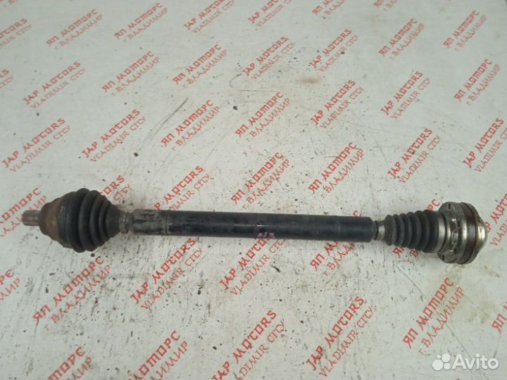 Привод передний правый Audi A3 8P caxa 1.4 2012