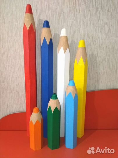 Фигуры,цифры,карандаши,вывески из пенополистирола