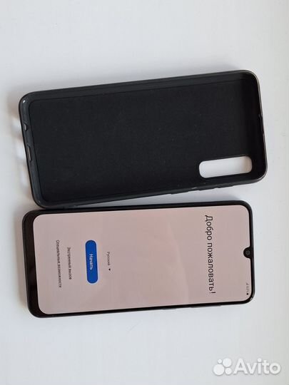 Samsung Galaxy A50, 4/64 ГБ