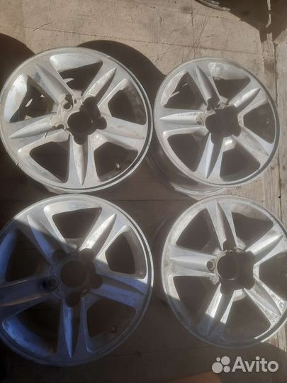 Литье диски r15 5-дырое