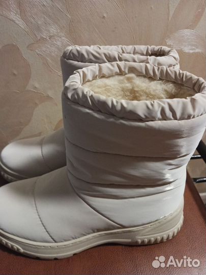 Дутики женские