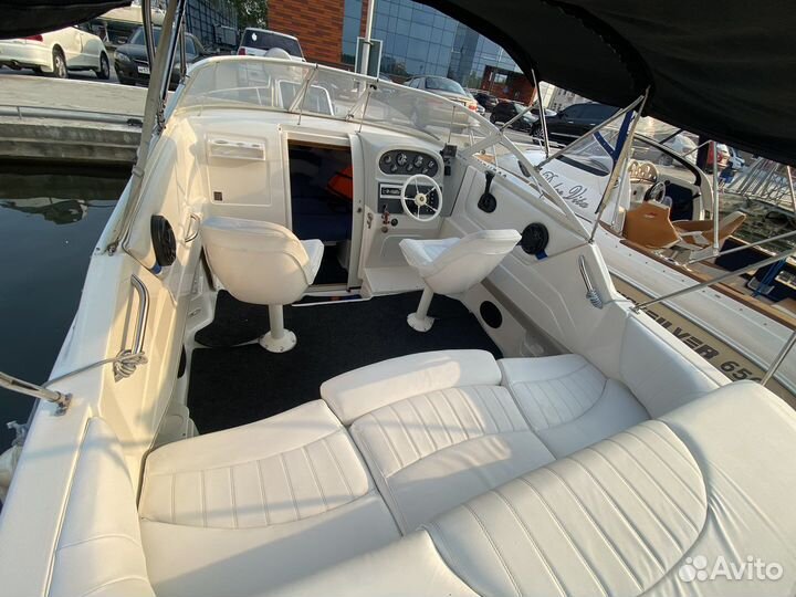 Прогулка на катере в Екатеринбурге