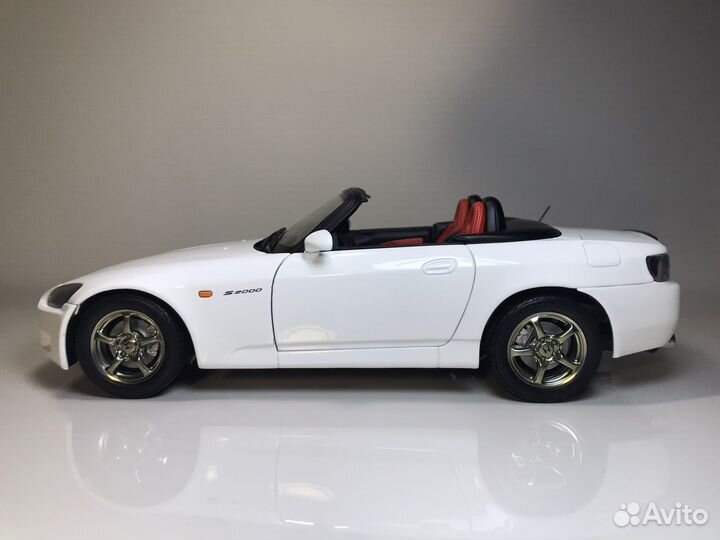 Honda S2000 Autoart 1:18
