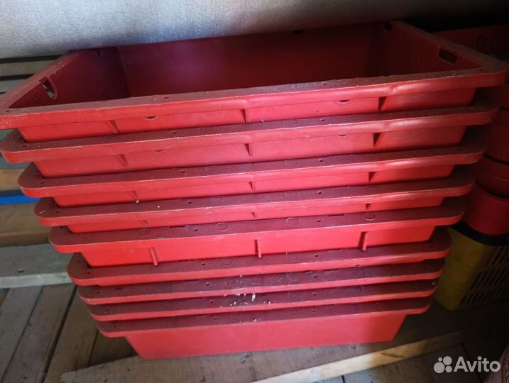 Банки, ящики, тазы