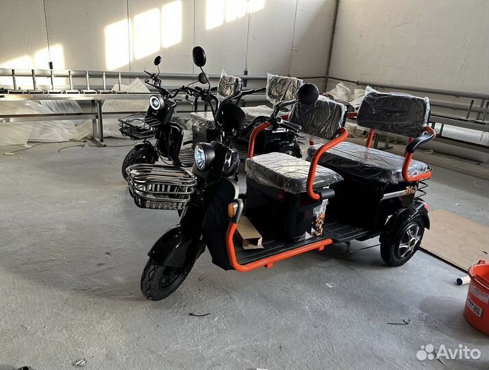 Электроскутер трицикл Green-s