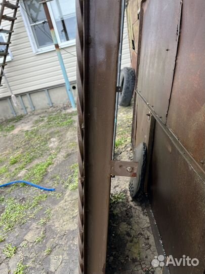 Дверь входная металлическая со стеклом бу