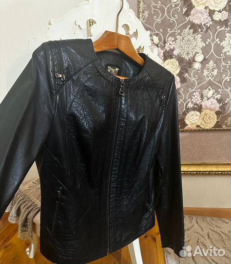 Куртка кожаная женская