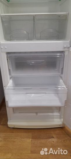 Холодильник атлант двухкамерный б.у
