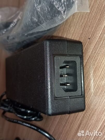 Адаптер питания 24 В 3,40 А