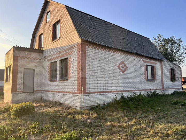 Дом 146 м² на участке 100 сот.