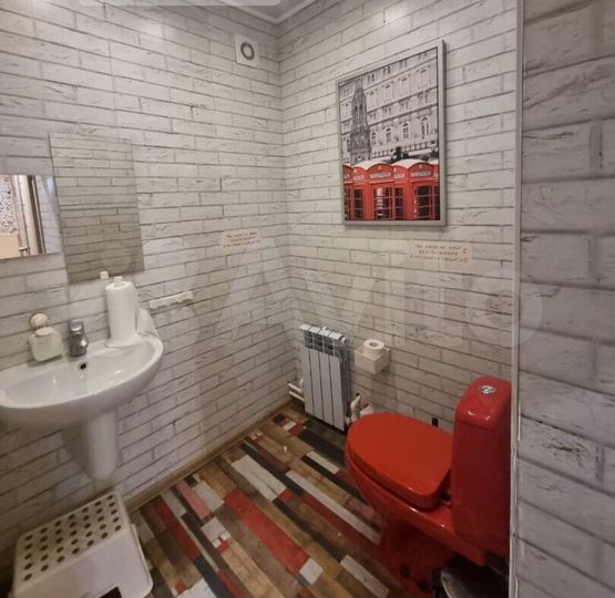 Помещение в собственность в центре города 100 м²