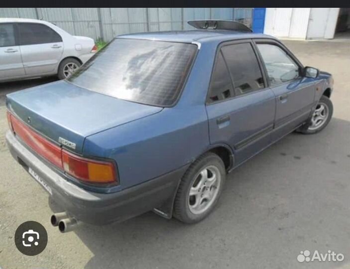 Mazda 323