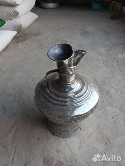 Медный кувшин