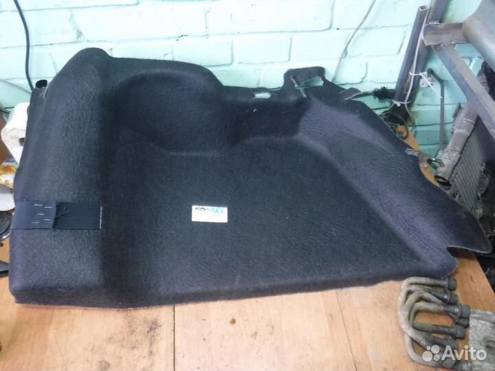 Обшивка багажника нижняя Focus 2 рест