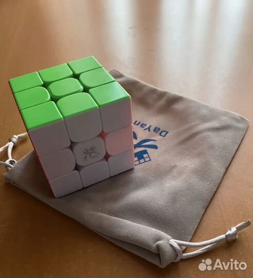 Кубик Рубика магнитный DaYan 3x3 GuHong 4M