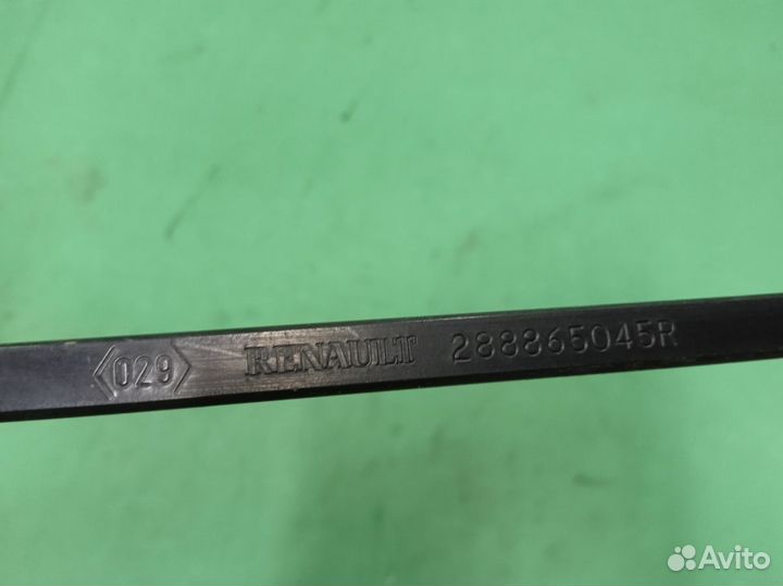 Renault Logan ll Поводок стеклоочистителя передний