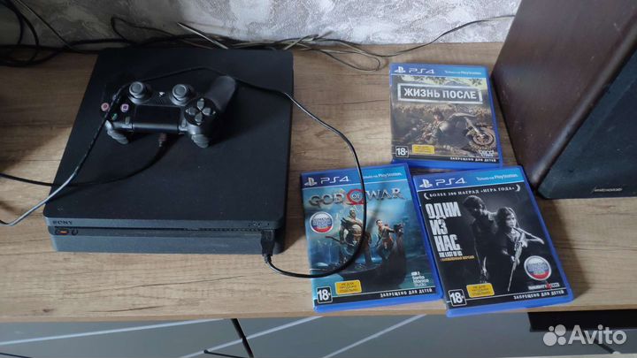 Sony PS4 slim 1tb