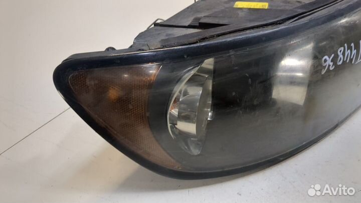 Фара (передняя) правая Volvo S40 2004, 2005