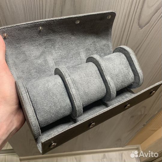 Футляр для хранения и транспортировки часов