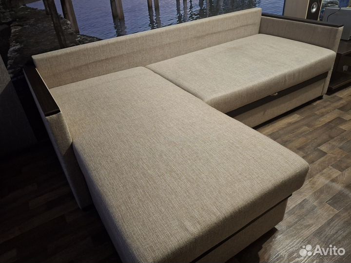 Угловой диван бу