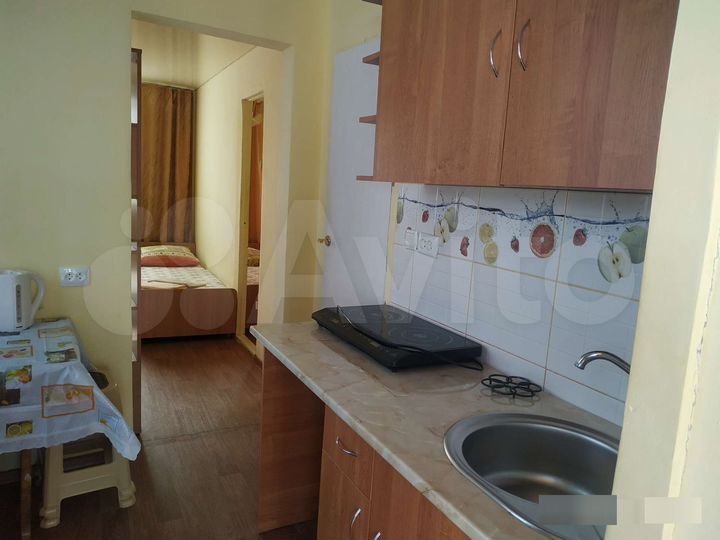 Комната 12 м² в 3-к., 2/2 эт.