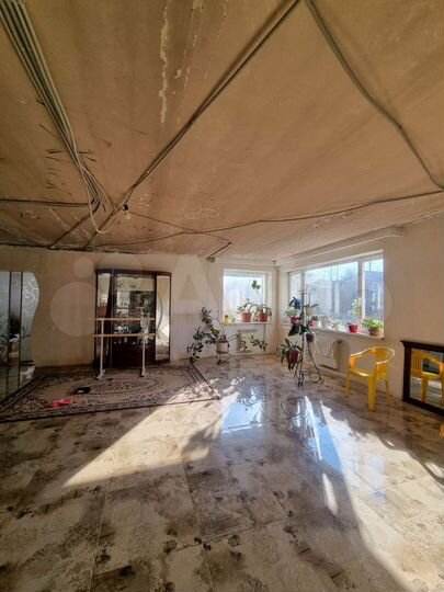 Дом 640 м² на участке 11 сот.