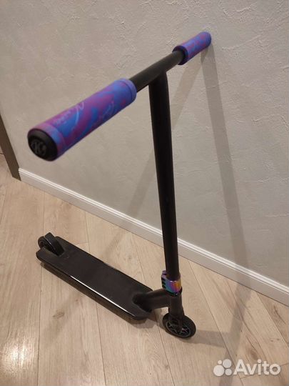 Самокат трюковой