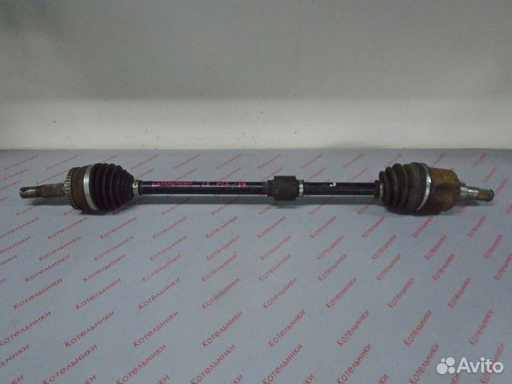 Nissan 39100-AU315 Вал приводной, правый