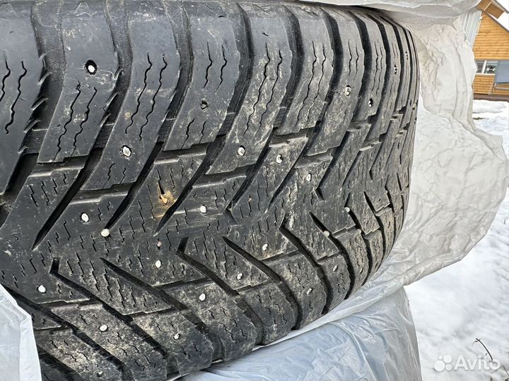 Nokian Tyres Hakkapeliitta 8 SUV 275/55 R20 117T