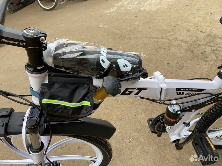 Велосипед на литых дисках Новый