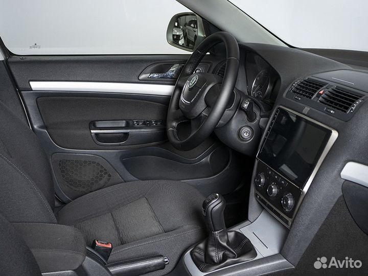 Skoda Octavia 1.6 МТ, 2010, 138 780 км