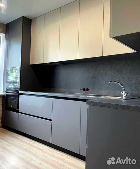 Кухонный гарнитур угловой