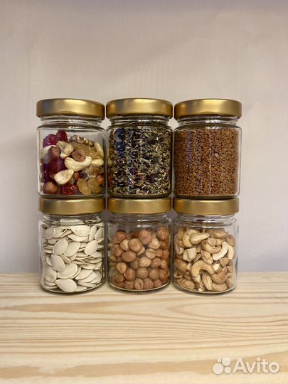 Стекляныые банки 0,25 с крышкой