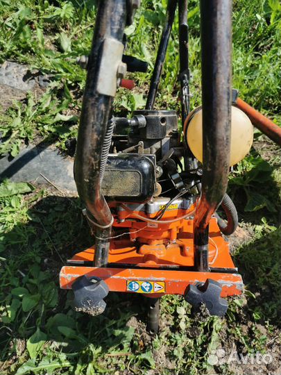 Бензобур hitachi da300e