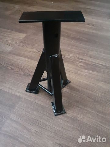 Подставка для автомобиля