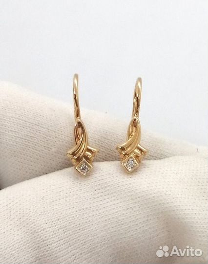 Золотые серьги с фианитом