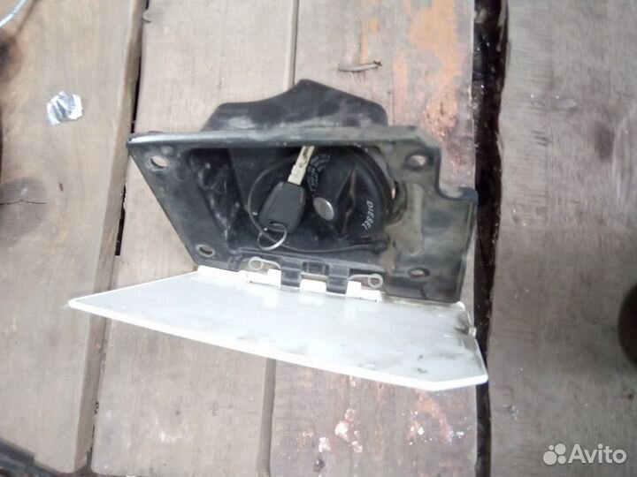 Лючек топливного бака пежо боксер 3