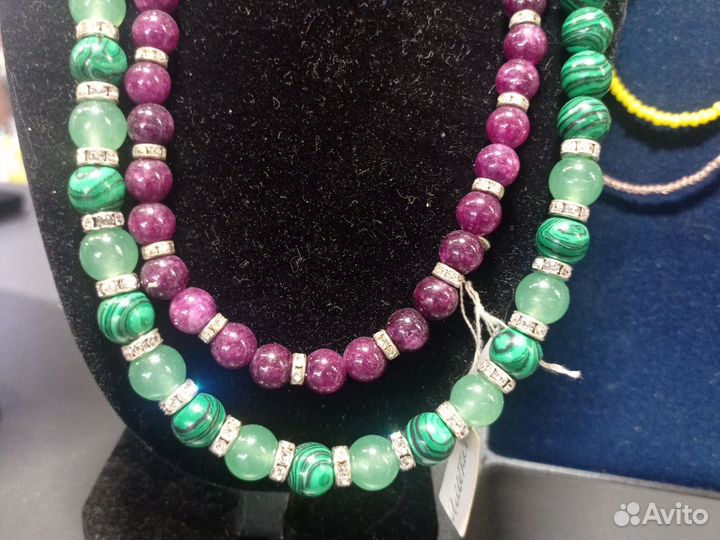 Бусы из натуральных камней