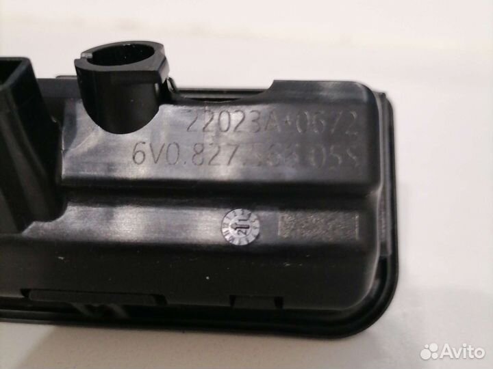 Ручка-кнопка багажника. Skoda Rapid