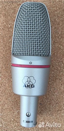 Студийный конденсаторный микрофон AKG C 3000 B