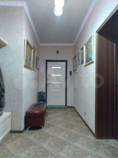 2-к. квартира, 92,8 м², 2/9 эт.