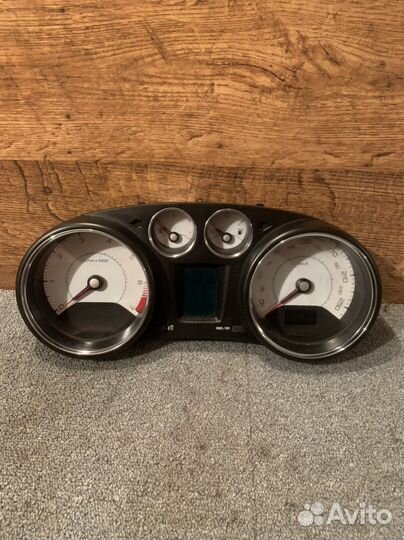 Щиток приборов peugeot 308 2012