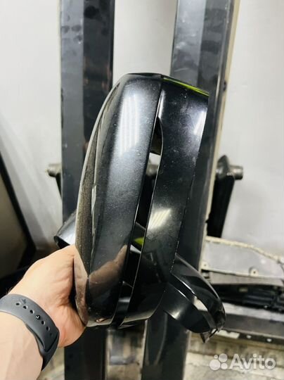 Накладки на зеркала bmw g30