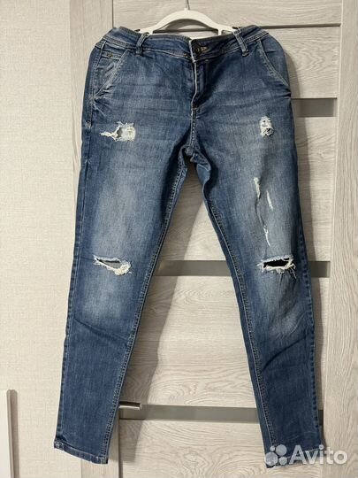 Джинсы 50/52 рваные