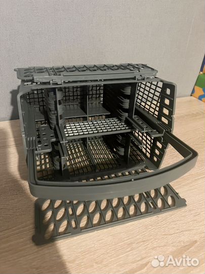 Корзина для столовых приборов в посудомоечную