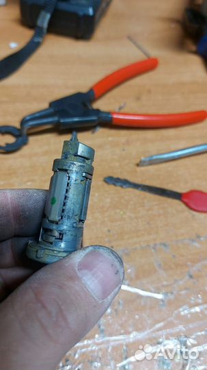 Вскрытие замков и авто,установка и ремонт замков