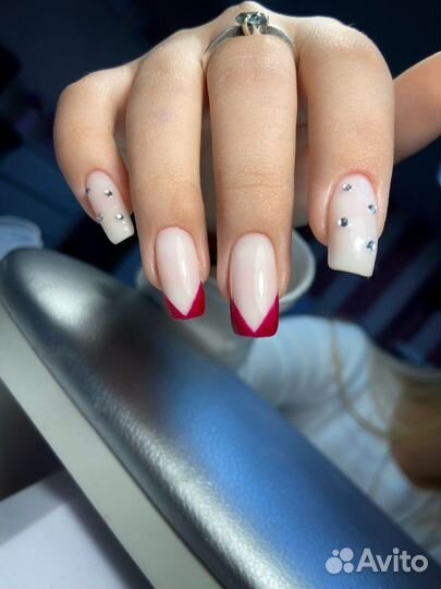 Маникюр