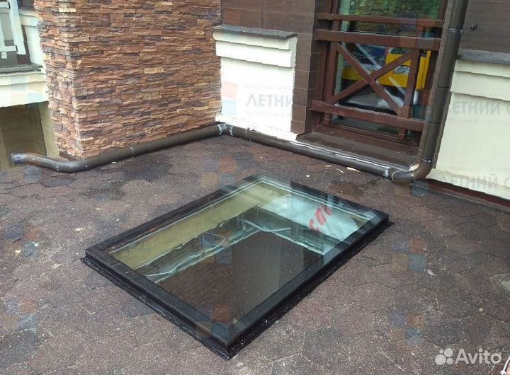 Мансардное окно из профиля Rehau глухое 840x740 мм