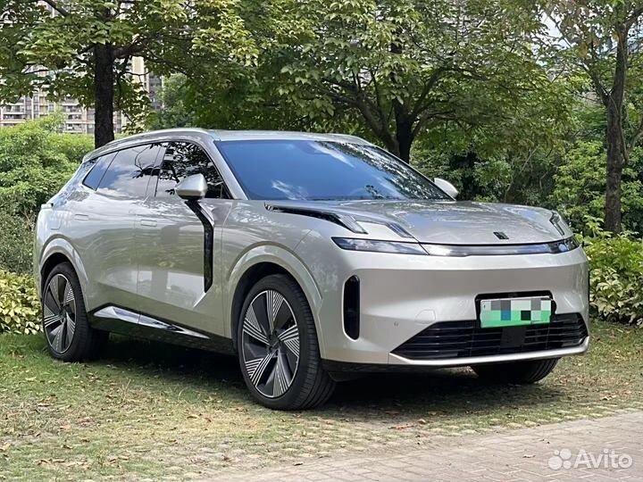 Lynk & Co 08 1.5 AT, 2024, 15 000 км