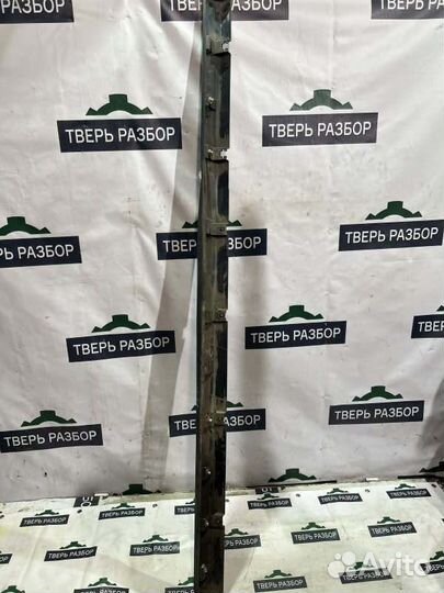 Накладка на порог наружная - правая Ford Transit